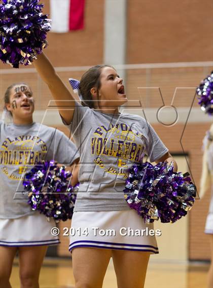 Thumbnail 1 in Farmersville vs. Edgewood photogallery.