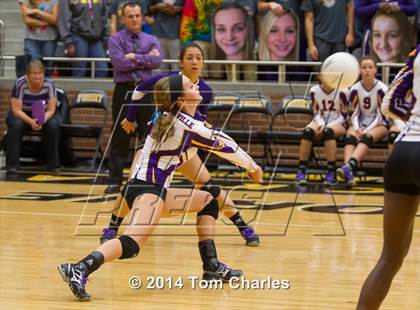 Thumbnail 2 in Farmersville vs. Edgewood photogallery.