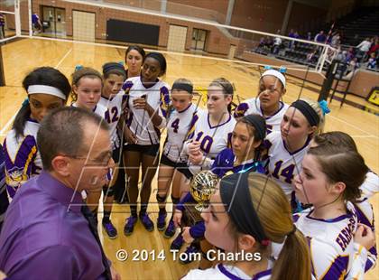 Thumbnail 2 in Farmersville vs. Edgewood photogallery.