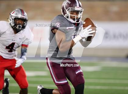 Thumbnail 2 in Jenks vs. Union photogallery.