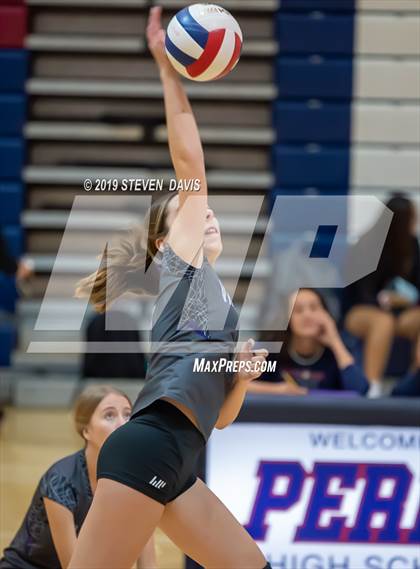Thumbnail 3 in Perry vs. Valley Vista photogallery.