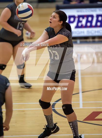 Thumbnail 1 in Perry vs. Valley Vista photogallery.