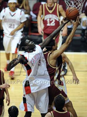 Thumbnail 1 in Hoover vs. Mission Hills (CIF SDS D2 Final) photogallery.