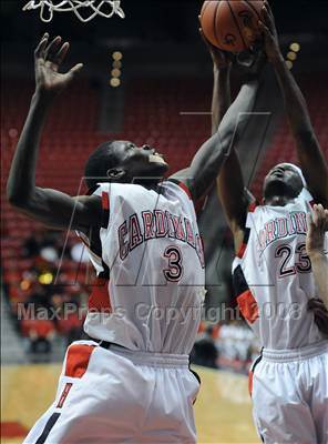 Thumbnail 1 in Hoover vs. Mission Hills (CIF SDS D2 Final) photogallery.