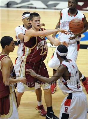 Thumbnail 3 in Hoover vs. Mission Hills (CIF SDS D2 Final) photogallery.
