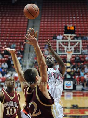 Thumbnail 2 in Hoover vs. Mission Hills (CIF SDS D2 Final) photogallery.