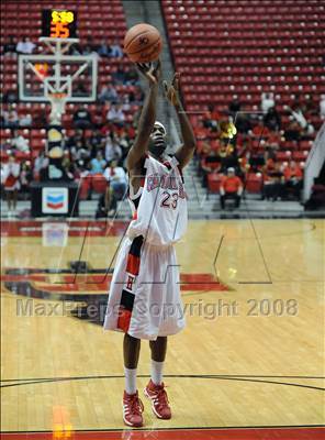 Thumbnail 3 in Hoover vs. Mission Hills (CIF SDS D2 Final) photogallery.