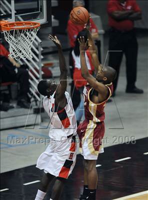 Thumbnail 3 in Hoover vs. Mission Hills (CIF SDS D2 Final) photogallery.