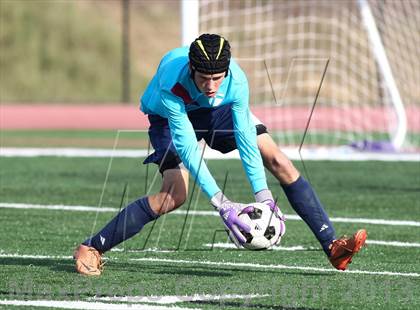 Thumbnail 2 in Aquinas vs. Christian Brothers (Gateway City Soccer Classic) photogallery.