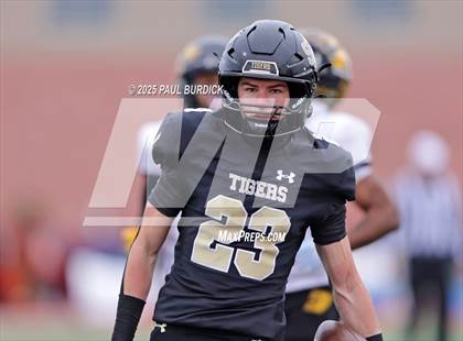 Thumbnail 2 in Farrell @ Southern Columbia Area (PIAA 2A Final) photogallery.