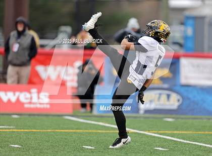 Thumbnail 2 in Farrell @ Southern Columbia Area (PIAA 2A Final) photogallery.