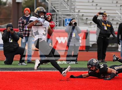 Thumbnail 1 in Farrell @ Southern Columbia Area (PIAA 2A Final) photogallery.