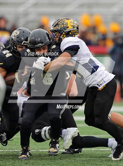 Thumbnail 3 in Farrell @ Southern Columbia Area (PIAA 2A Final) photogallery.