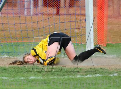 Thumbnail 3 in Fairfield Warde @ Glastonbury (CIAC Class LL 2nd Round) photogallery.
