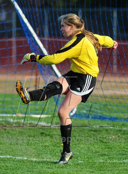 Thumbnail 2 in Fairfield Warde @ Glastonbury (CIAC Class LL 2nd Round) photogallery.