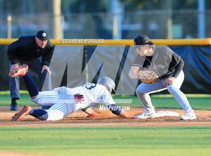 Thumbnail 3 in Glendora vs Maranatha photogallery.