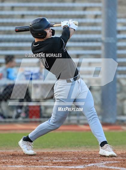 Thumbnail 1 in Glendora vs Maranatha photogallery.
