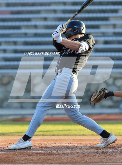 Thumbnail 3 in Glendora vs Maranatha photogallery.