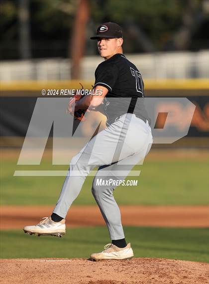 Thumbnail 3 in Glendora vs Maranatha photogallery.