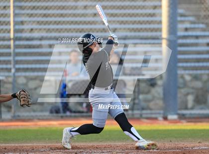 Thumbnail 2 in Glendora vs Maranatha photogallery.