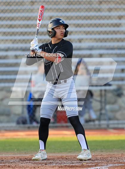 Thumbnail 2 in Glendora vs Maranatha photogallery.