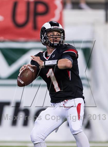 Thumbnail 1 in Coronado vs. Highland photogallery.
