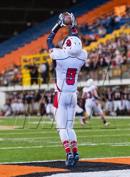 Thumbnail 3 in Coronado vs. Highland photogallery.