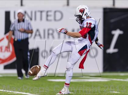 Thumbnail 2 in Coronado vs. Highland photogallery.