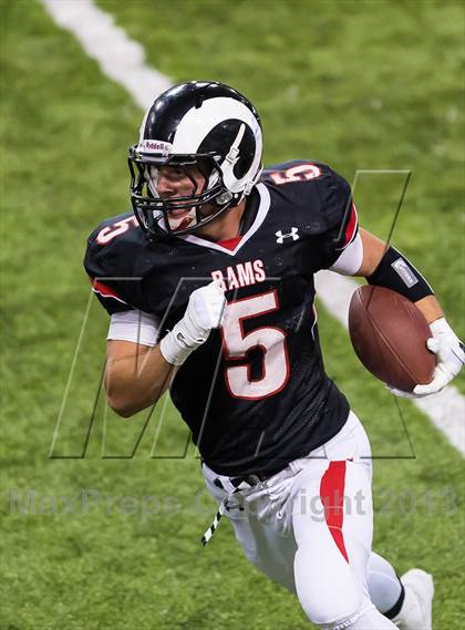 Thumbnail 1 in Coronado vs. Highland photogallery.