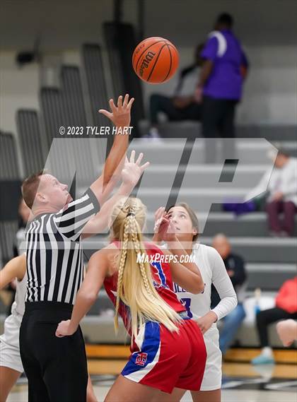 Thumbnail 2 in Indian Creek @ Brownsburg (Sneakers for Santa Shootout) photogallery.