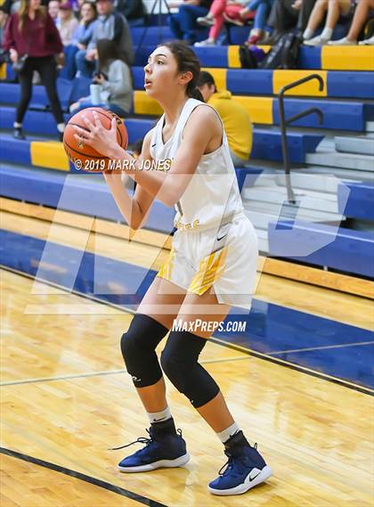 Thumbnail 2 in Northwest Christian @ Bourgade Catholic photogallery.