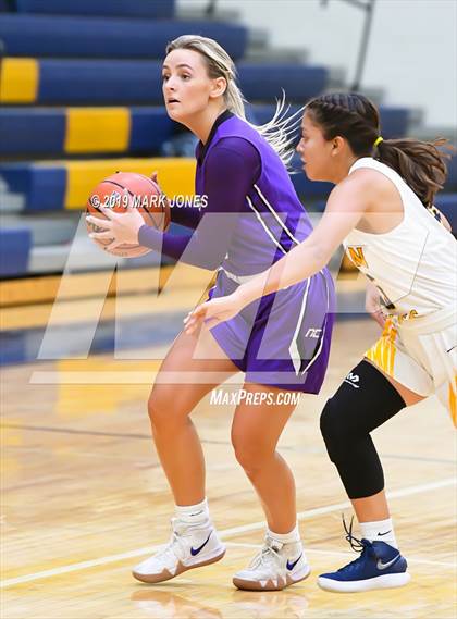 Thumbnail 2 in Northwest Christian @ Bourgade Catholic photogallery.