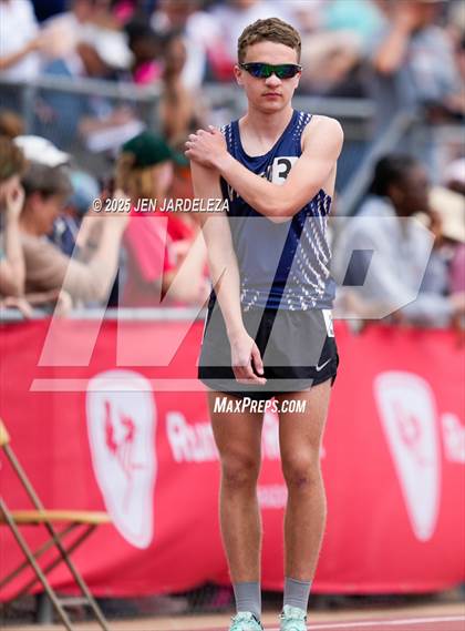 Thumbnail 1 in CHSAA Finals 2A (1600 Meter) photogallery.