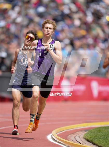 Thumbnail 3 in CHSAA Finals 2A (1600 Meter) photogallery.