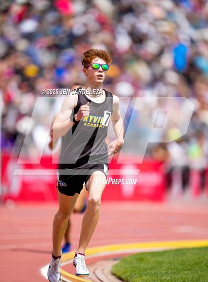 Thumbnail 3 in CHSAA Finals 2A (1600 Meter) photogallery.