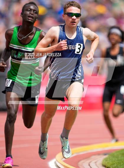 Thumbnail 2 in CHSAA Finals 2A (1600 Meter) photogallery.