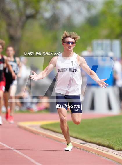 Thumbnail 3 in CHSAA Finals 2A (1600 Meter) photogallery.