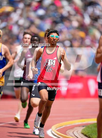 Thumbnail 3 in CHSAA Finals 2A (1600 Meter) photogallery.
