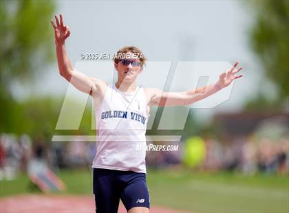 Thumbnail 3 in CHSAA Finals 2A (1600 Meter) photogallery.