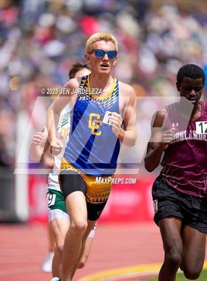 Thumbnail 2 in CHSAA Finals 2A (1600 Meter) photogallery.