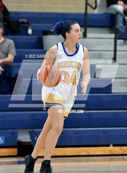 Thumbnail 2 in River Valley vs. Sutter (Sutter Tournament) photogallery.