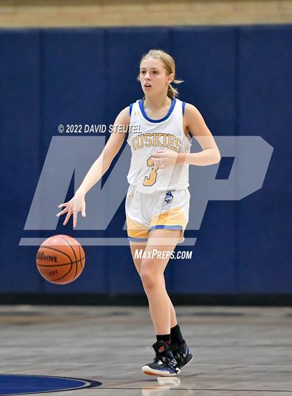 Thumbnail 2 in River Valley vs. Sutter (Sutter Tournament) photogallery.