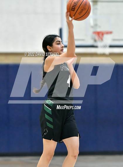 Thumbnail 1 in River Valley vs. Sutter (Sutter Tournament) photogallery.