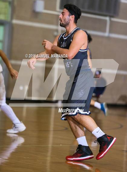 Thumbnail 1 in Kennedy vs  St. Genevieve (SFV Invitational Tourn) photogallery.