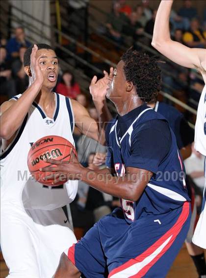 Thumbnail 2 in Vista del Lago vs. Modesto Christian (CIF SJS D4 Playoffs) photogallery.