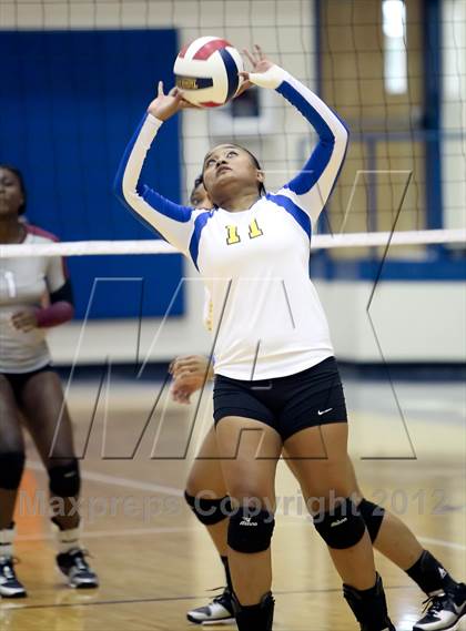 Thumbnail 2 in Ennis @ Corsicana photogallery.