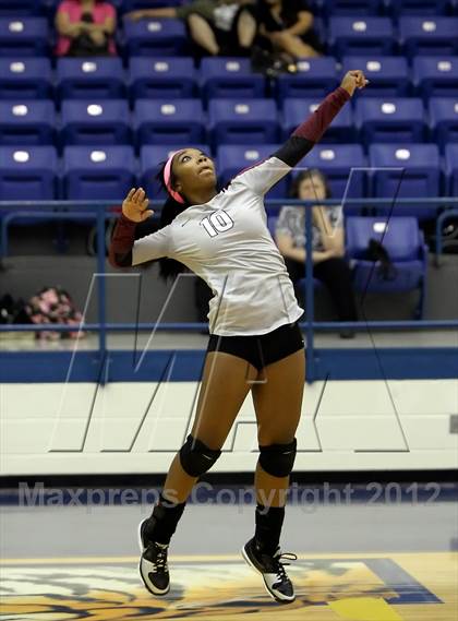 Thumbnail 1 in Ennis @ Corsicana photogallery.