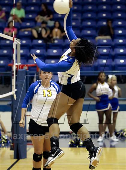 Thumbnail 2 in Ennis @ Corsicana photogallery.