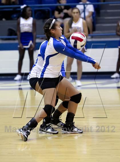 Thumbnail 3 in Ennis @ Corsicana photogallery.