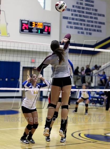 Thumbnail 1 in Ennis @ Corsicana photogallery.